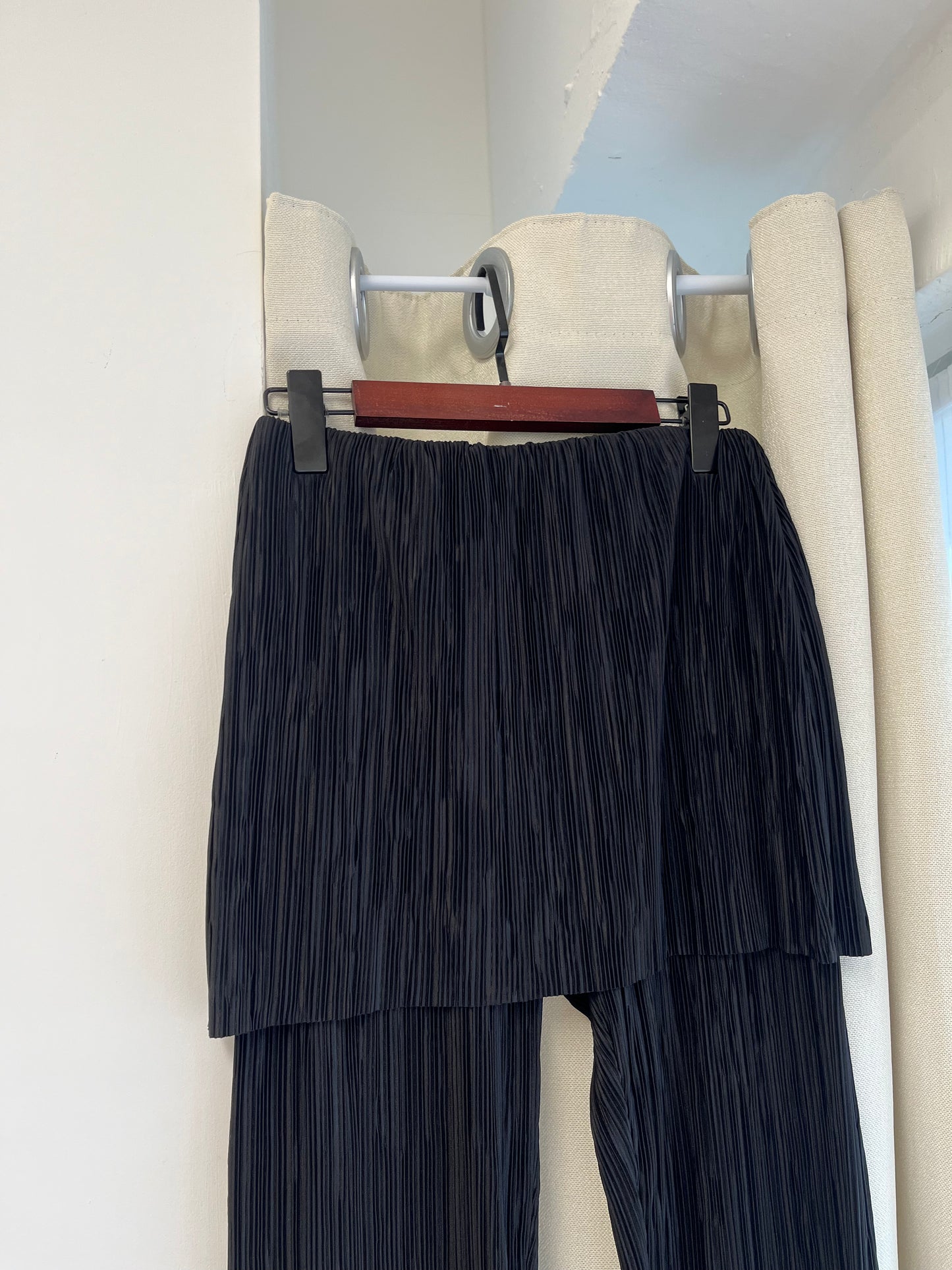 (SUMMER SALE)(現貨) pleated pants(black)