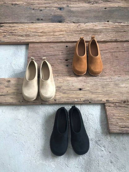 suede slip on shoes (PRE-ORDER)