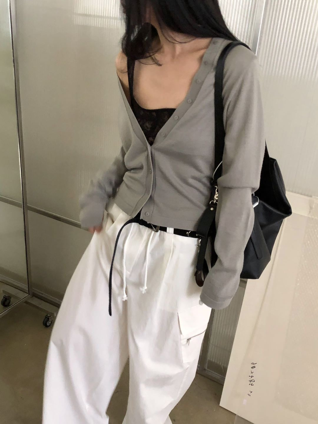 lace crop vest (black/ivory)