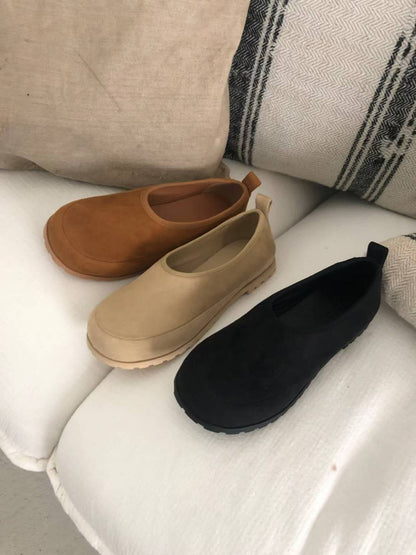 suede slip on shoes (PRE-ORDER)