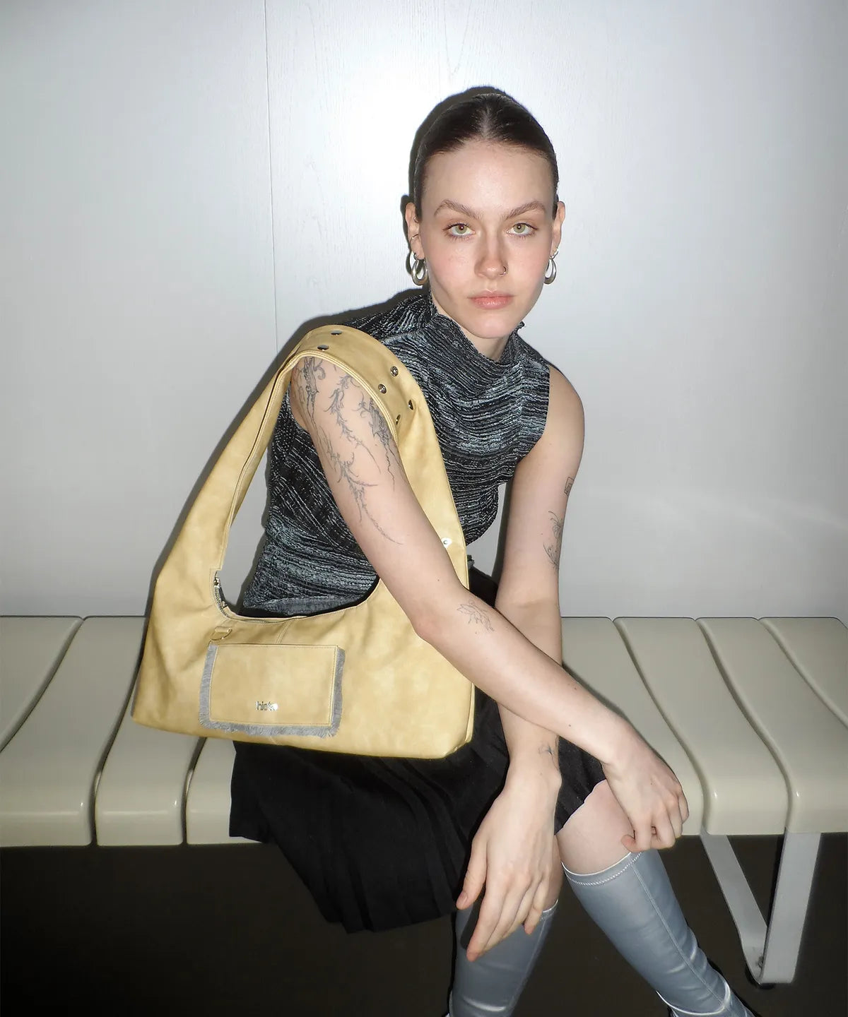 (韓國代購) HIETA TINA BAG（cherry red/black/butter/suede brown/gold/blue/off white）