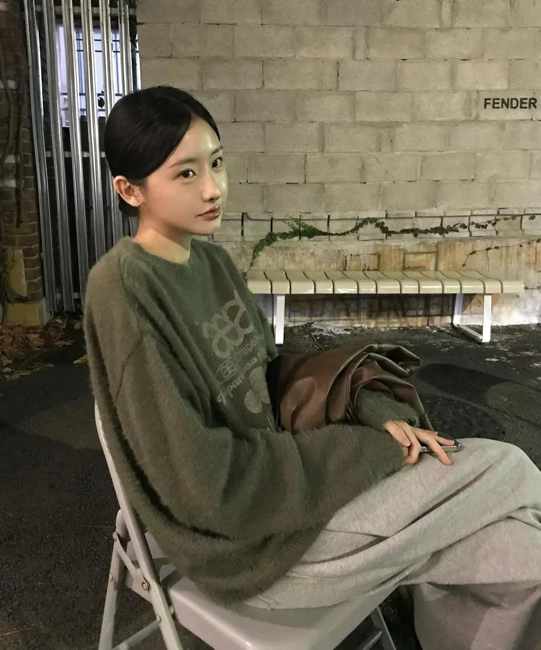 (韓國代購)AEAE WEB LOGO HAIRY KNIT [KHAKI/IVORY/SMOKY BLUE/BLACK/CHARCOAL] <Black Friday~25/11>