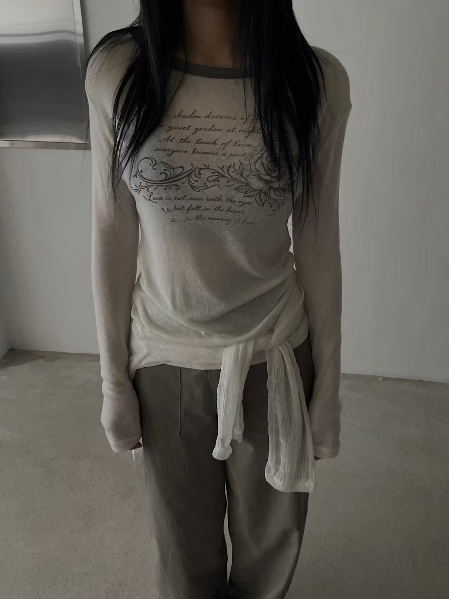 rose tee (ivory/black/charcoal/pink)