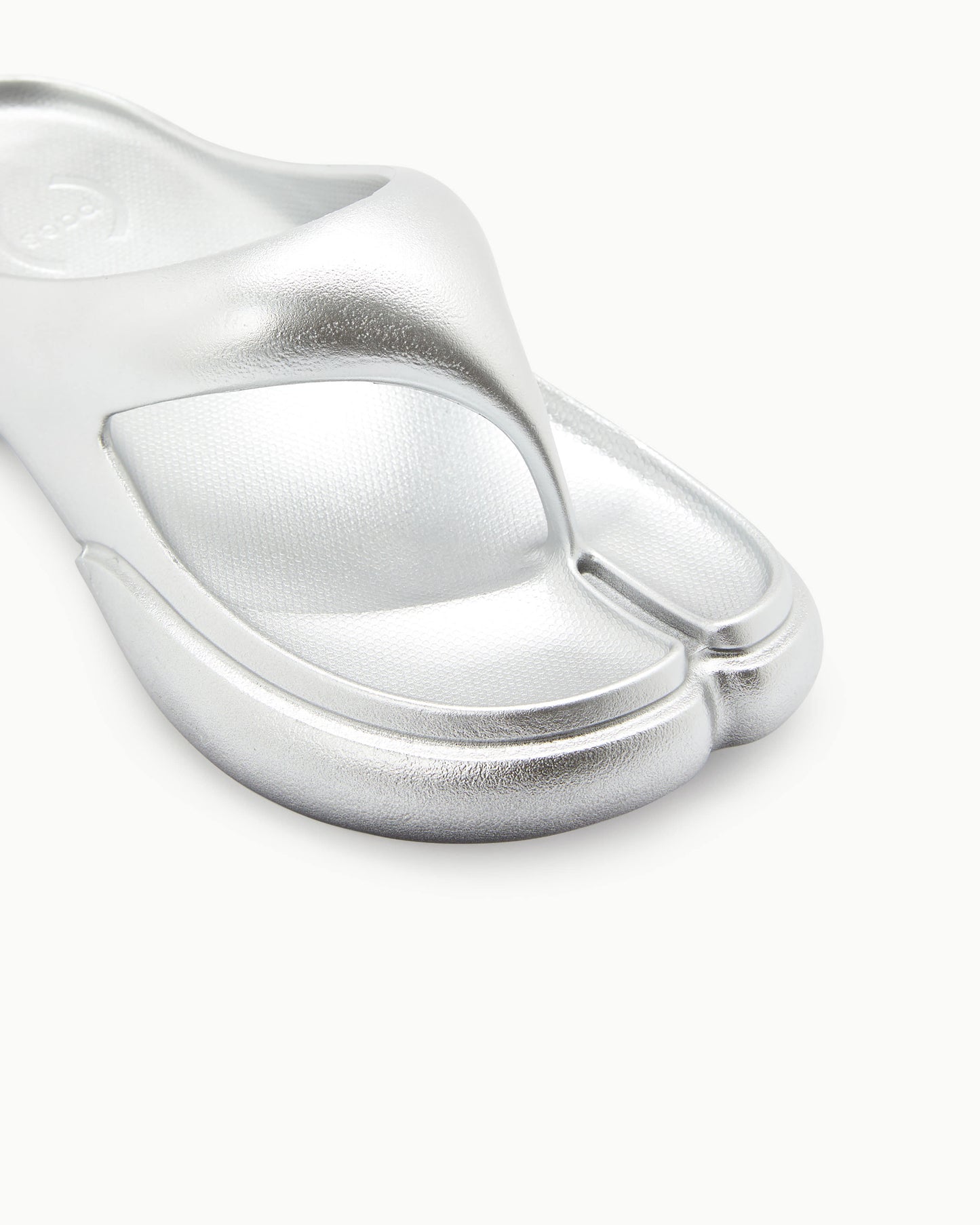 （韓國代購）PAES Flipflop 02-Silver ＜✨blackpink Jennie's pick✨>
