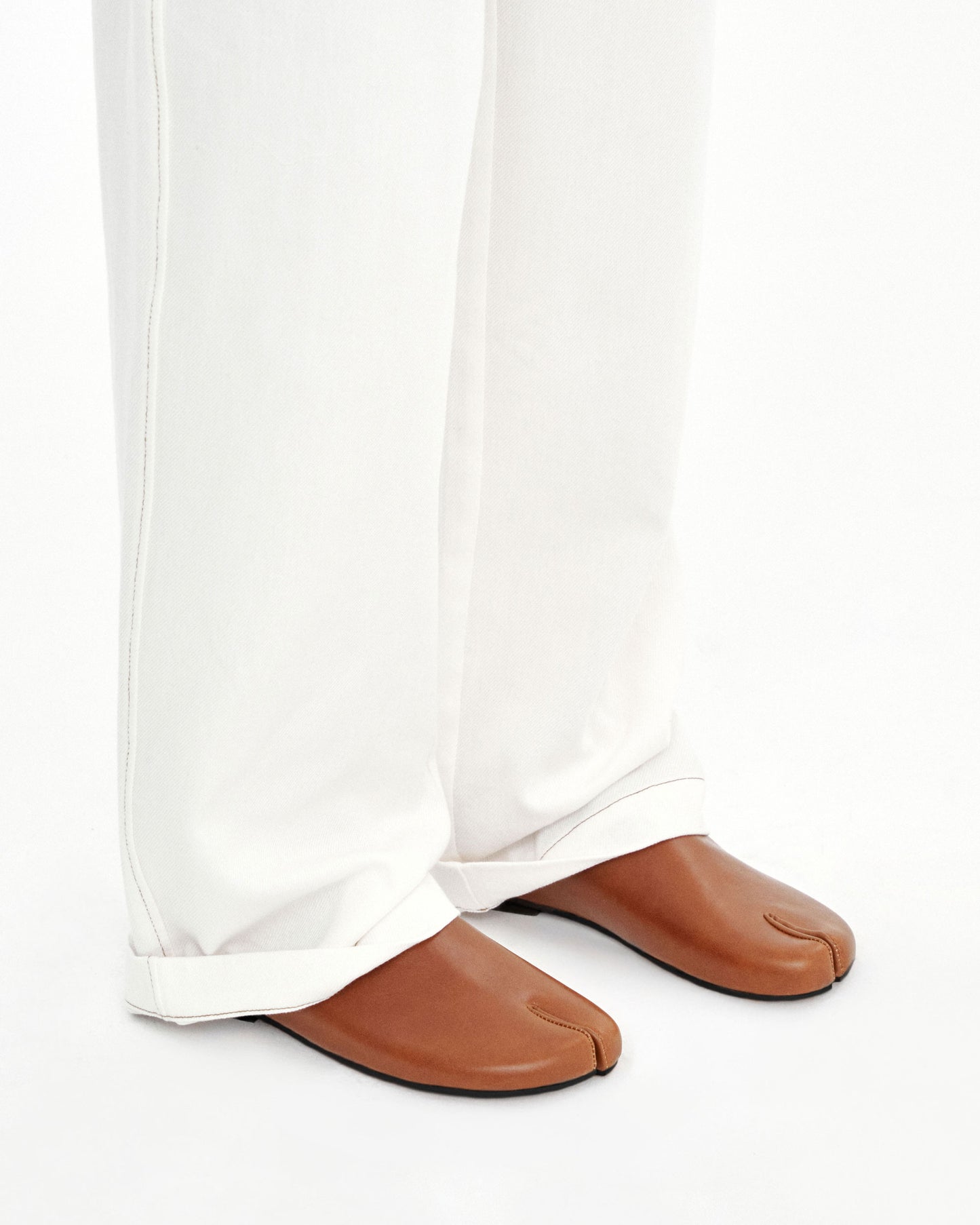 （韓國代購）PAES Round Low Flat Mule (Brown) 230-250